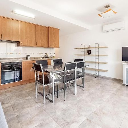 Cozy Apartment In Moncofa With Kitchenette Экстерьер фото